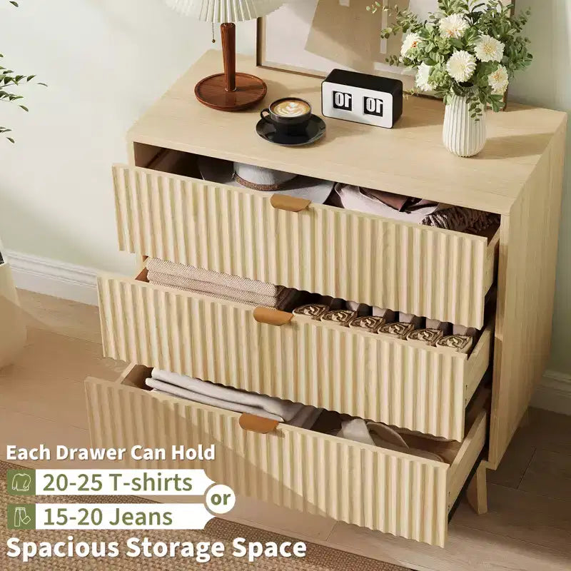 Armoire/coiffeuse à trois tiroirs encastrés