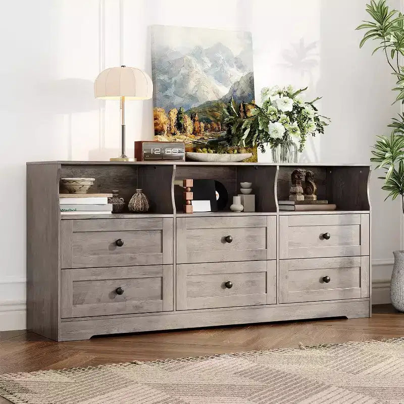 Commode étroite à six tiroirs avec étagères ouvertes