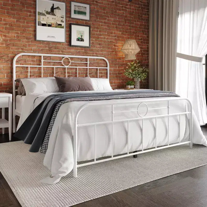 Lit plateforme en métal format king size
