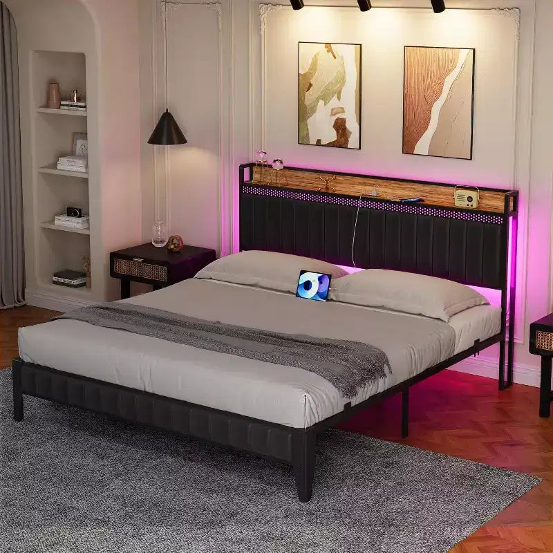 Cadre de lit plateforme tapissé avec lumières LED